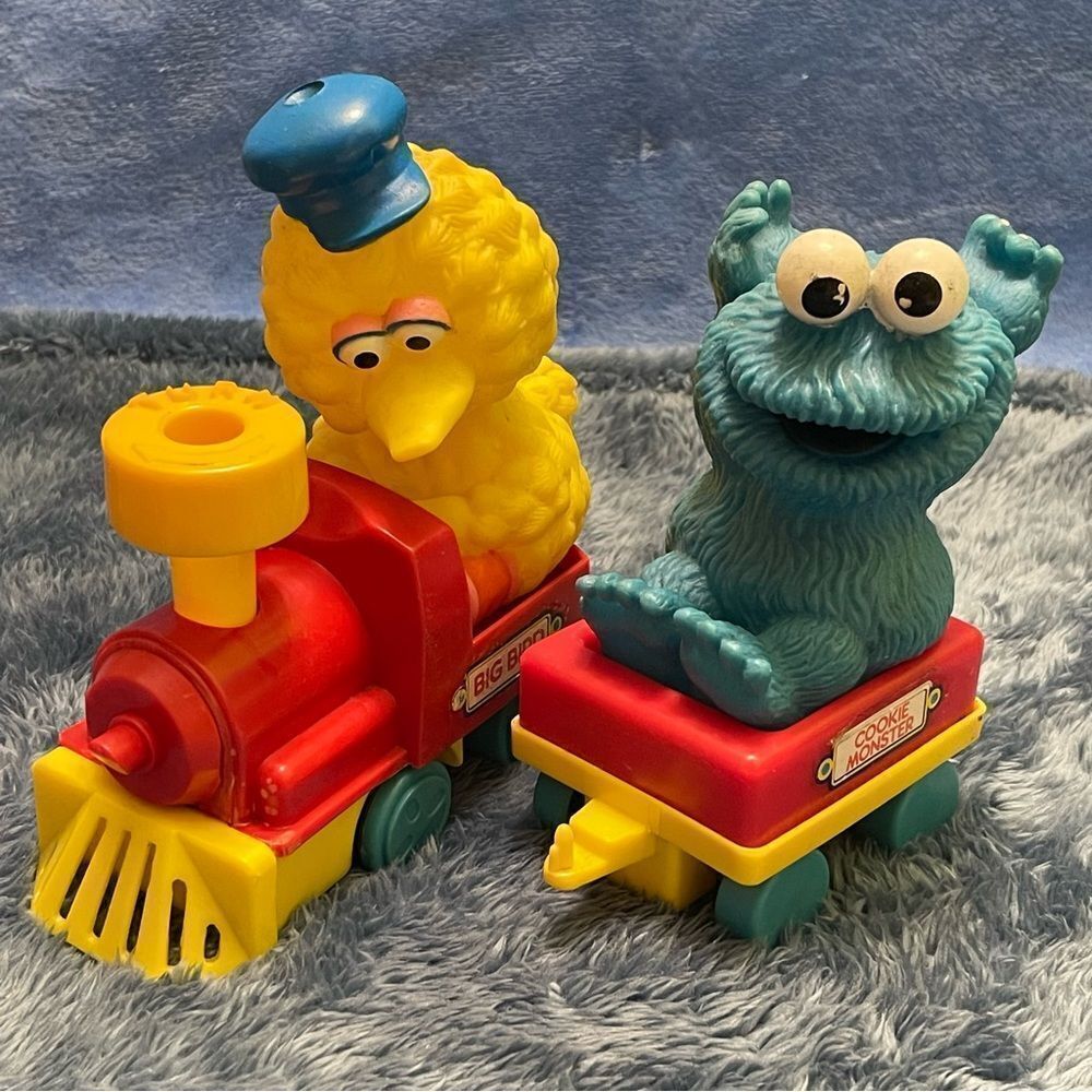 VTG Sesame Street train - Picture 6 of 7